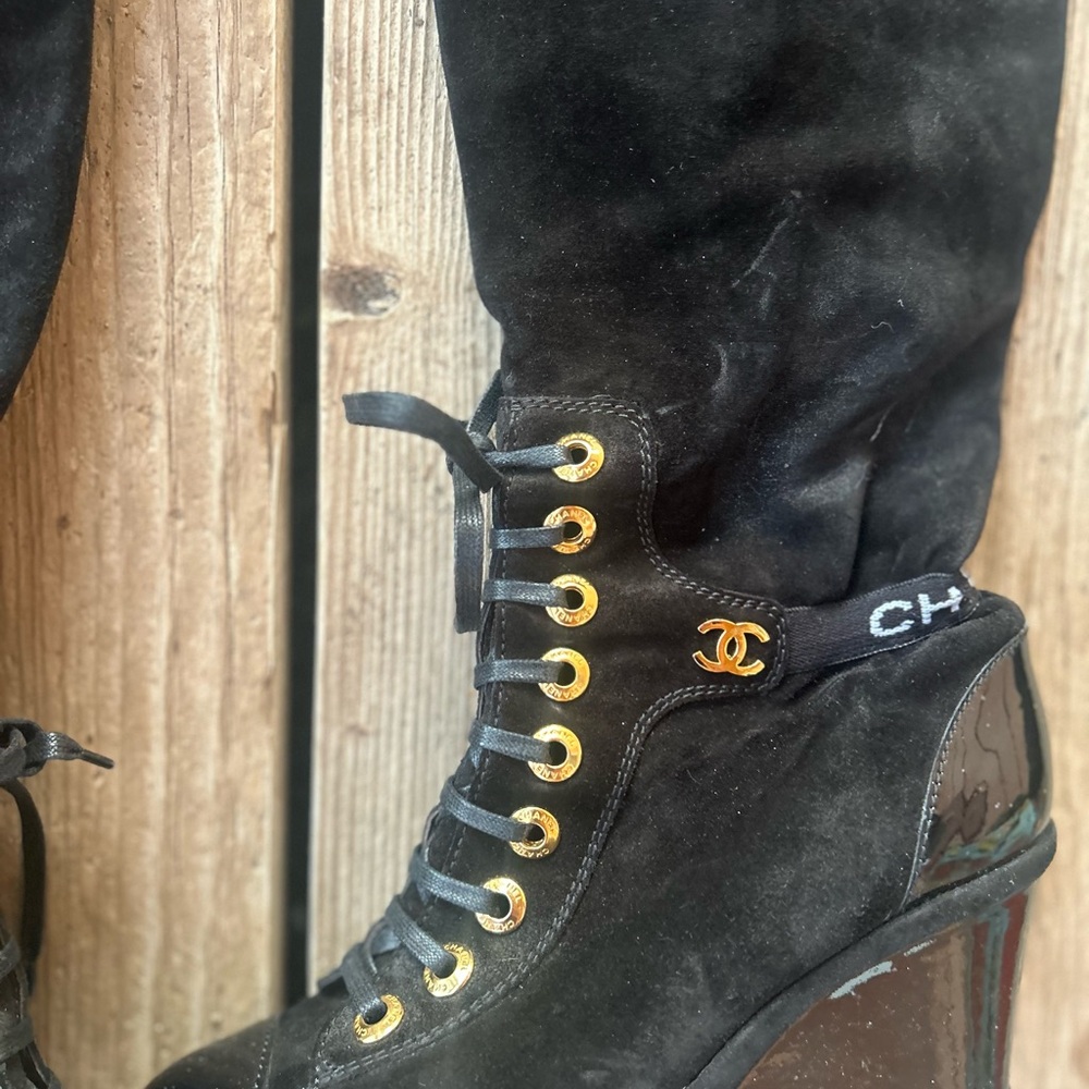 CHANEL Black Lace-Up Knee-High Boots - Picture 4 of 5